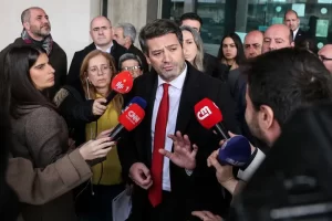 Ventura reage à decisão do Tribunal sobre cartazes: “Erro profundo que vamos pagar caro”
